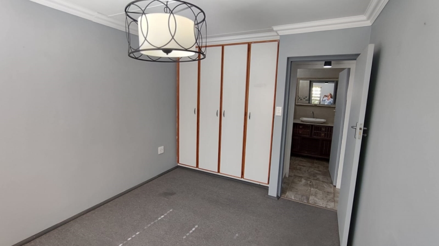 2 Bedroom Property for Sale in Stilbaai Wes Western Cape